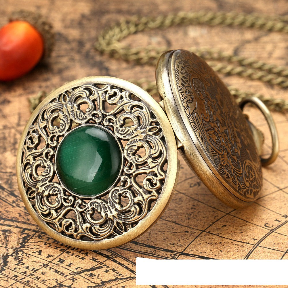 New Retro Carved Creative Pocket Watch Green Gem Cat Eye Large Quartz